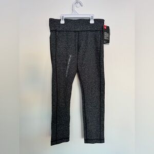 Under Armour Women’s Cropped Black/Gray Athletic Legging